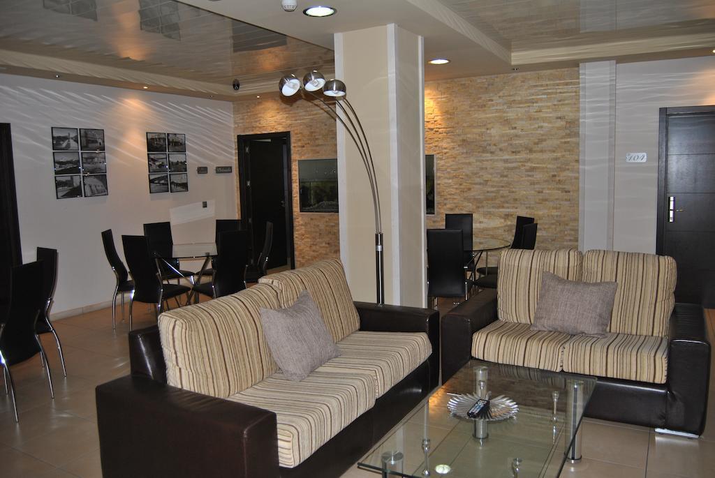 Fuente De La Magdalena Hotel Santa Amalia Ngoại thất bức ảnh