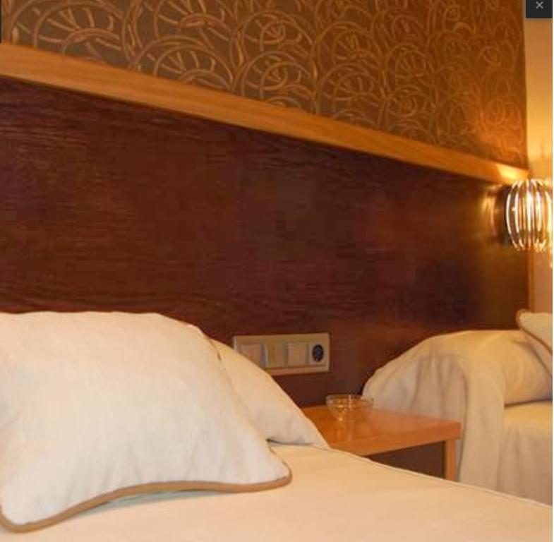 Fuente De La Magdalena Hotel Santa Amalia Ngoại thất bức ảnh